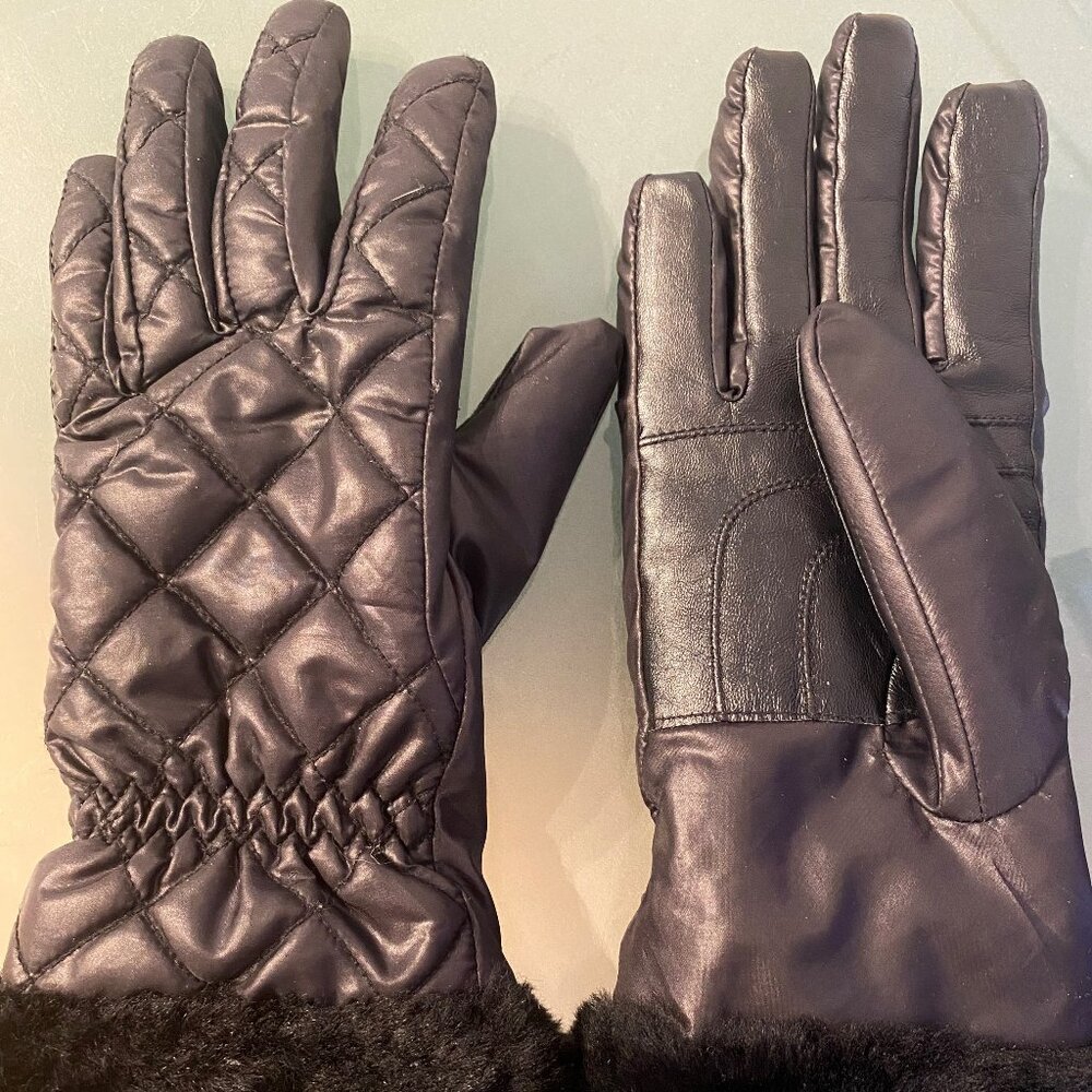 Ugg Quilted Leather Gloves with Sherpa Lining